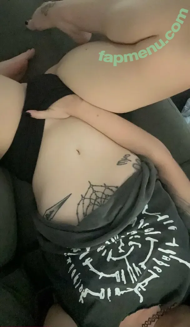 therileydaniels nude photo #0532 (rileyd.tv)