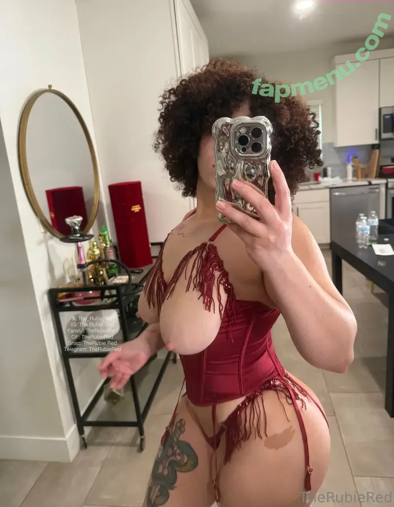 therubiered nude photo #0011 (theofficialrubeered)