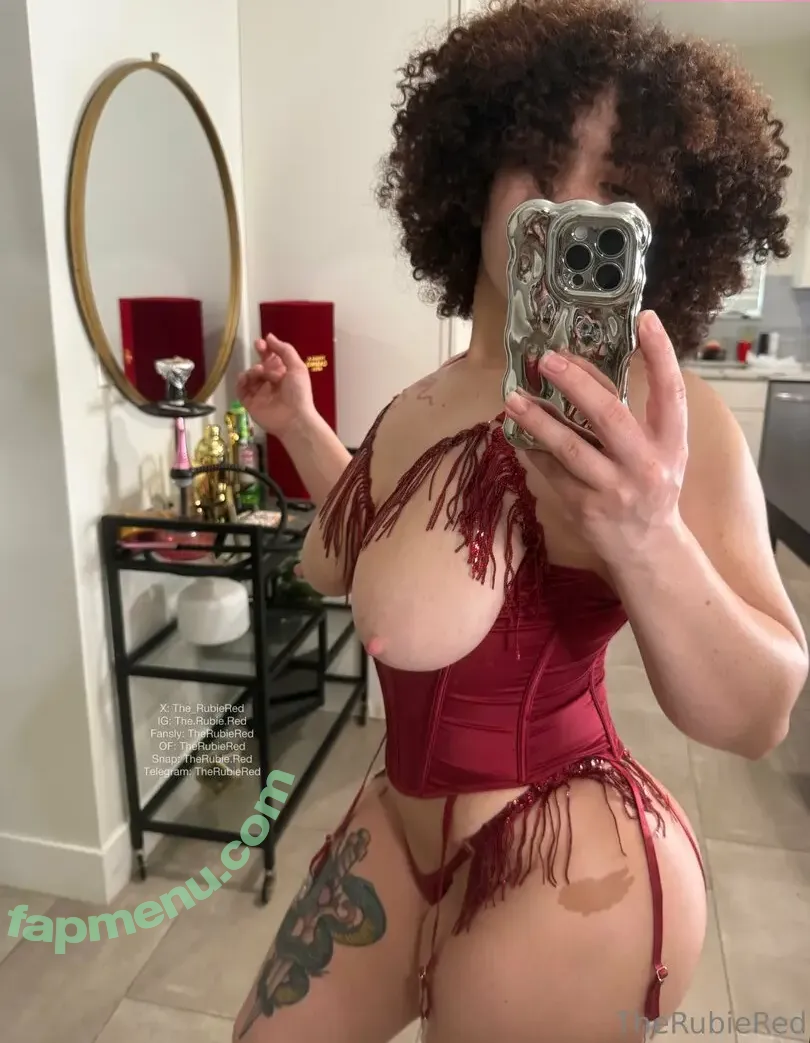 therubiered nude photo #0012 (theofficialrubeered)