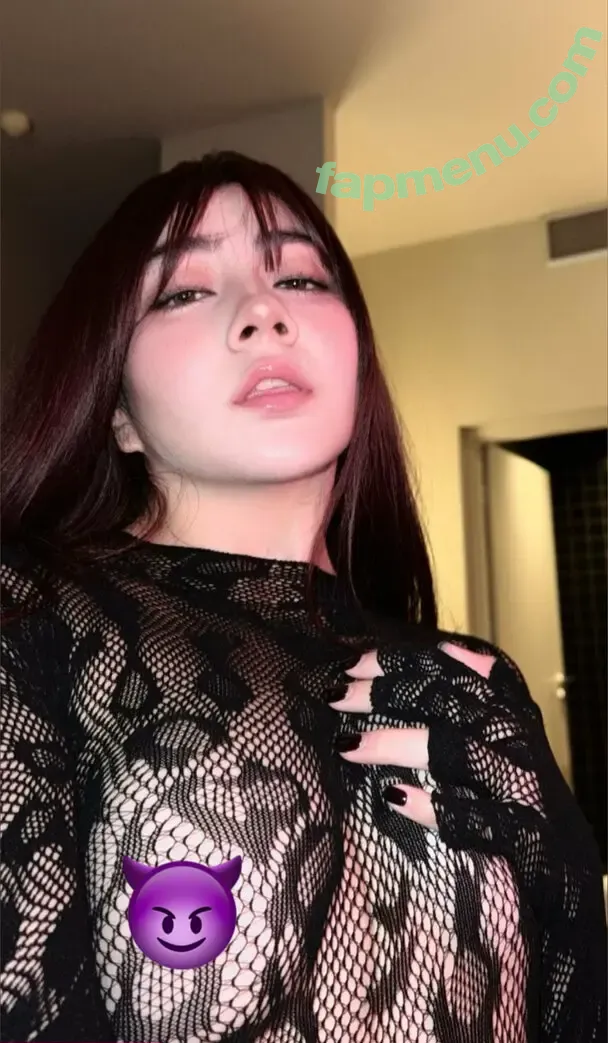 Thesaintangie nude photo #0089 (ursaintangie)