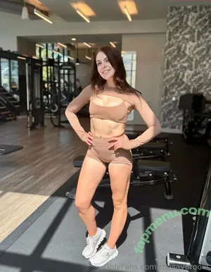  nude photo #0005