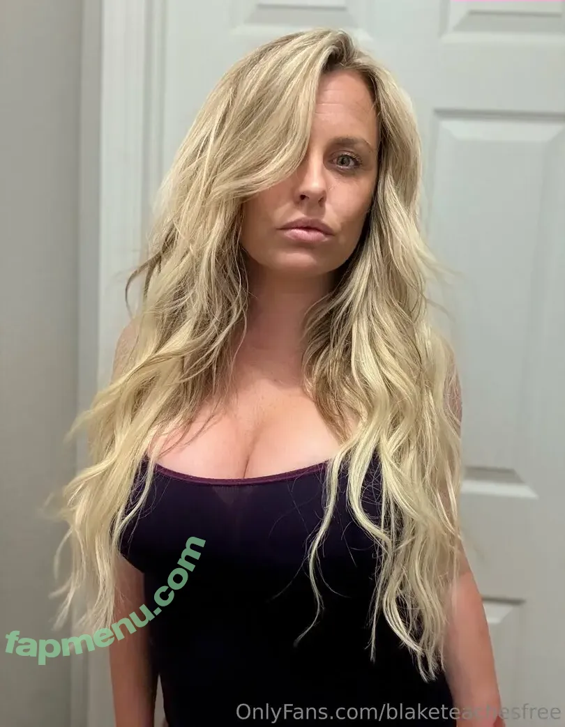 thescoopwithblake nude photo #0027 (corinnablakexx)