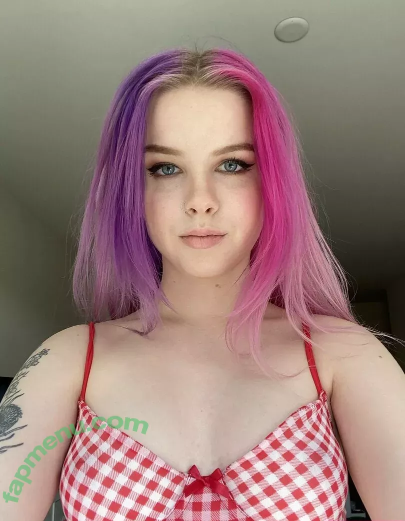 Thesilvermoon nude photo #0283 (TheSirenSilver / meowmoonxo / silvermoonlive)