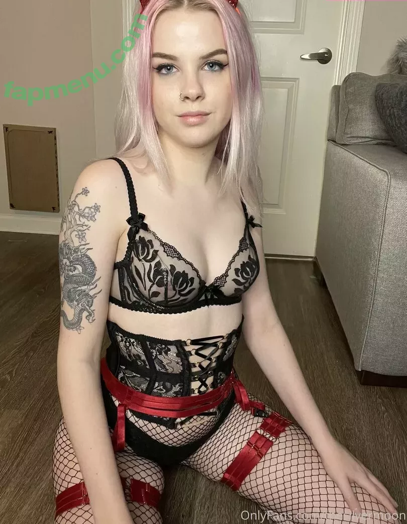 Thesilvermoon nude photo #0975 (TheSirenSilver / meowmoonxo / silvermoonlive)