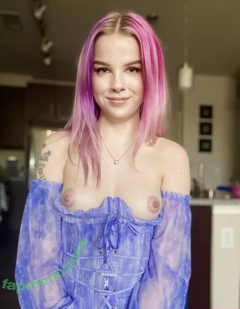 Thesilvermoon nude photo #1019 (TheSirenSilver / meowmoonxo / silvermoonlive)