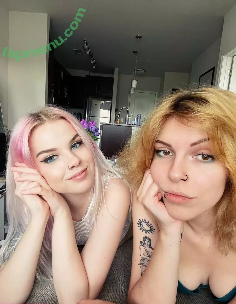 Thesilvermoon nude photo #1067 (TheSirenSilver / meowmoonxo / silvermoonlive)
