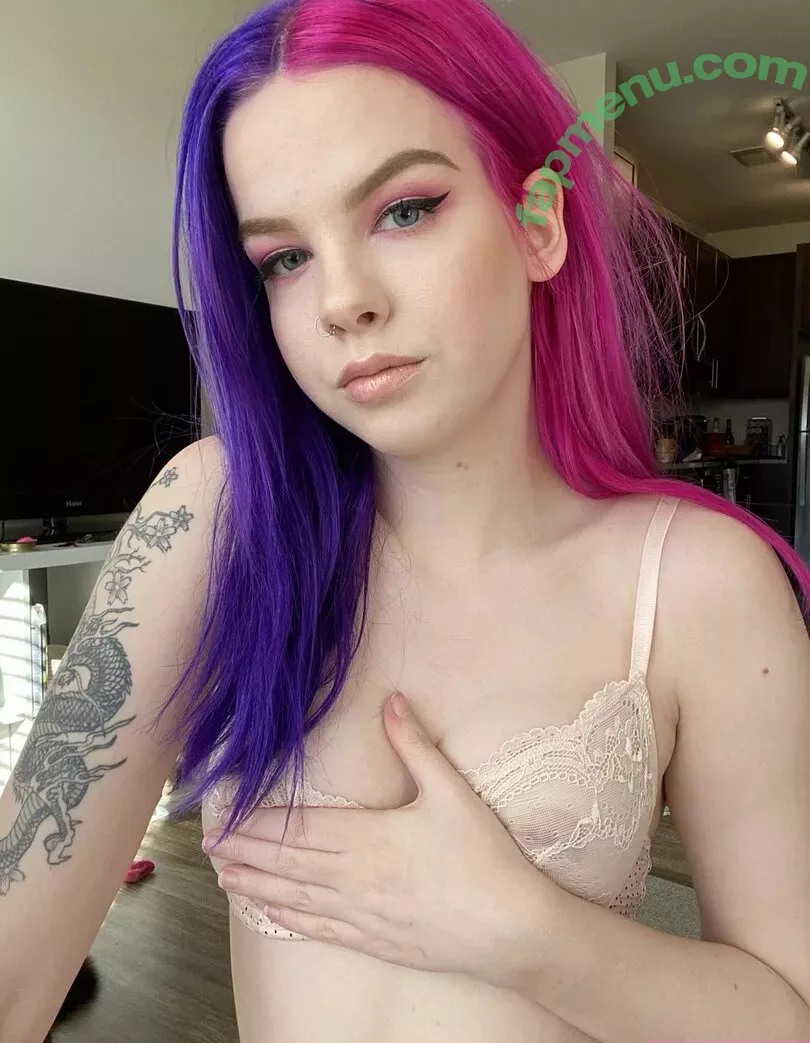 Thesilvermoon nude photo #1085 (TheSirenSilver / meowmoonxo / silvermoonlive)