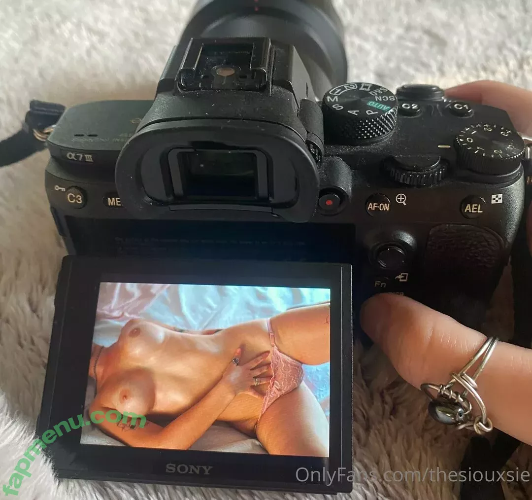 thesiouxsie nude photo #0099 (siouxsiehq)