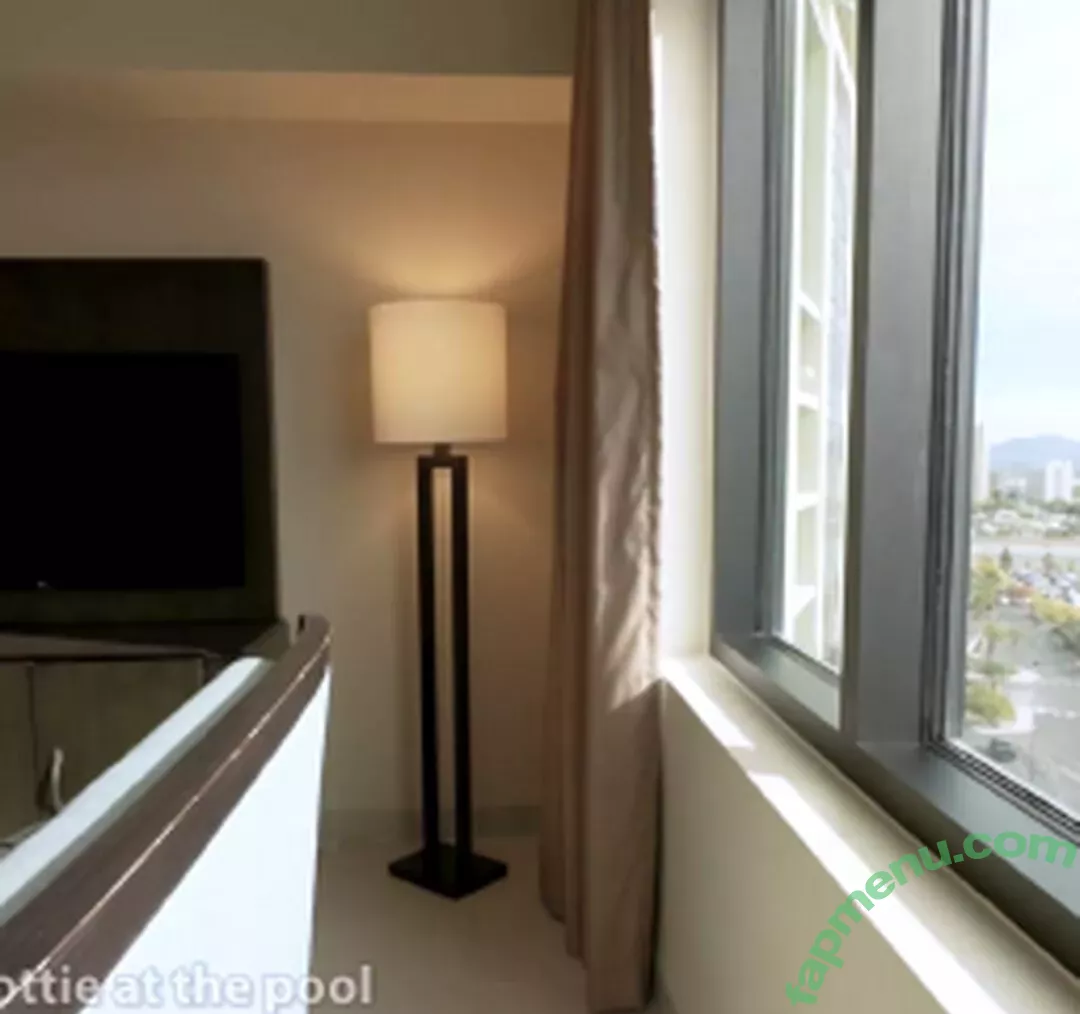 thesophialocke nude photo #0164 (_sophialocke_)