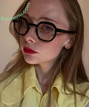 thestrawberrybutcher / SuzieSon / charlieisomething / mymotherfvckedmickjagger nude photo #0104