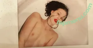 thestrawberrybutcher / SuzieSon / charlieisomething / mymotherfvckedmickjagger nude photo #0136