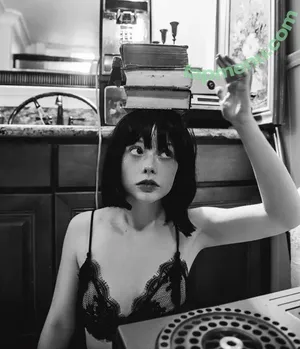 thestrawberrybutcher / SuzieSon / charlieisomething / mymotherfvckedmickjagger nude photo #0407