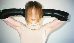 thestrawberrybutcher / SuzieSon / charlieisomething / mymotherfvckedmickjagger nude photo #0445
