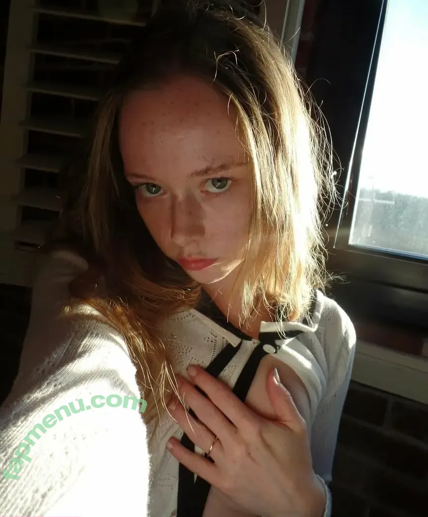 thestrawberrybutcher nude photo #0369 (SuzieSon / charlieisomething / mymotherfvckedmickjagger)