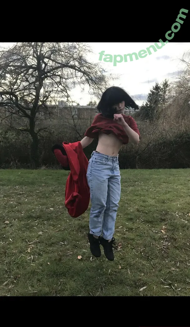 thestrawberrybutcher nude photo #0391 (SuzieSon / charlieisomething / mymotherfvckedmickjagger)