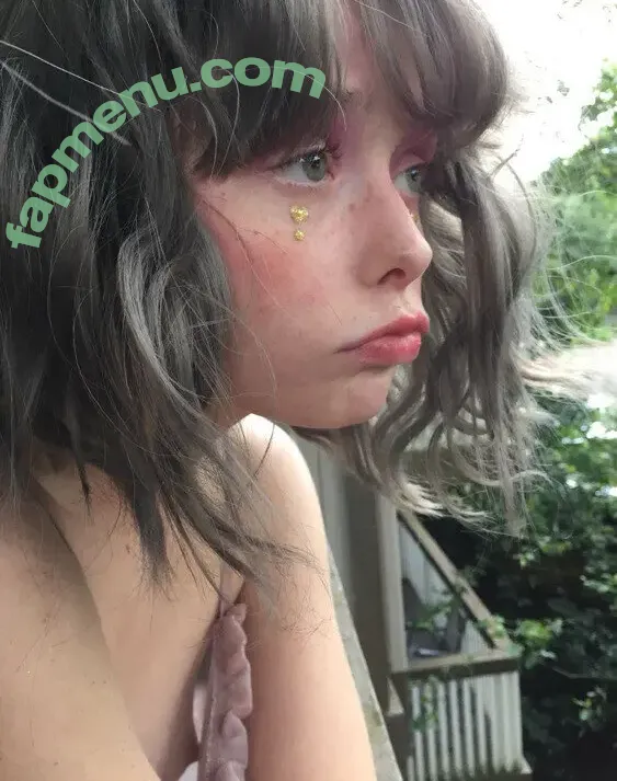 thestrawberrybutcher nude photo #0396 (SuzieSon / charlieisomething / mymotherfvckedmickjagger)