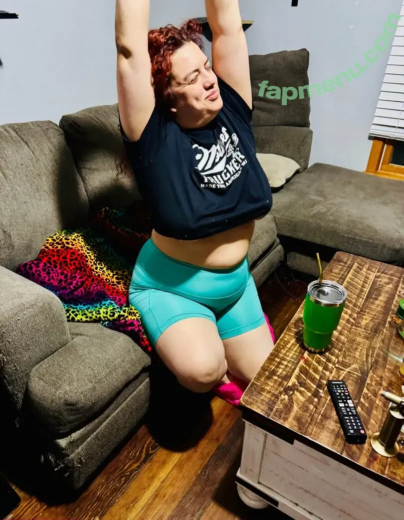thesultrysmoker nude photo #0024 (thesultrysmoker)