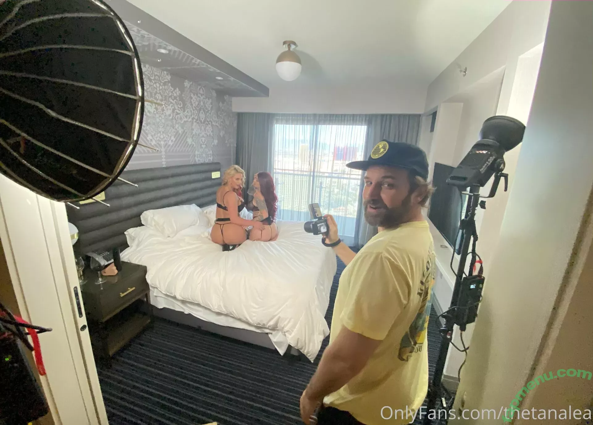 thetanalea nude photo #0058 (thereturnoftanalea)