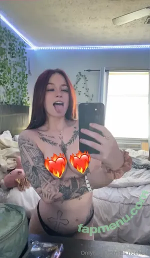  nude photo #0003