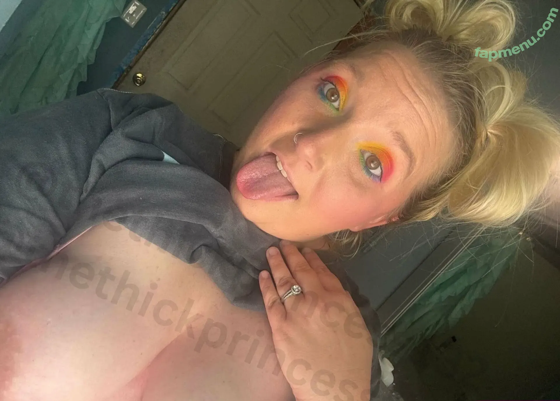 thethickprincessfree nude photo #0029 (thethickprincessfree)