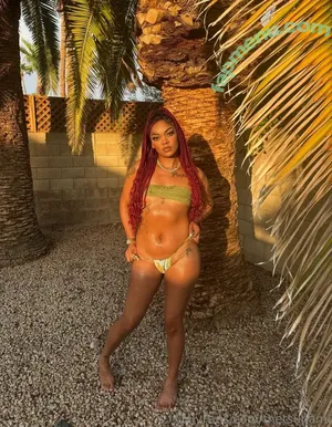 thetsunami / leilani.thetsunami nude photo #0025