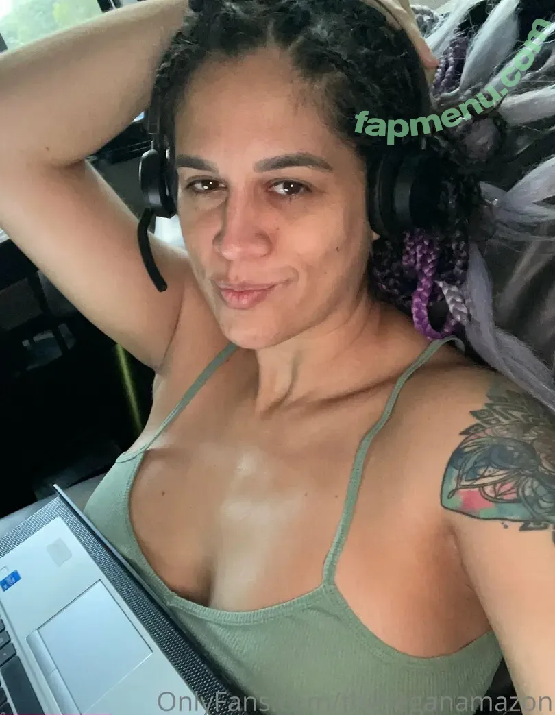 theveganamazon nude photo #0013 (veggies4four)