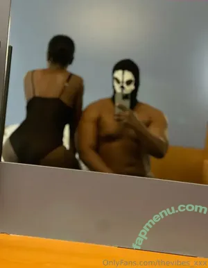 thevibes_xxx / thevibes_xx nude photo #0019