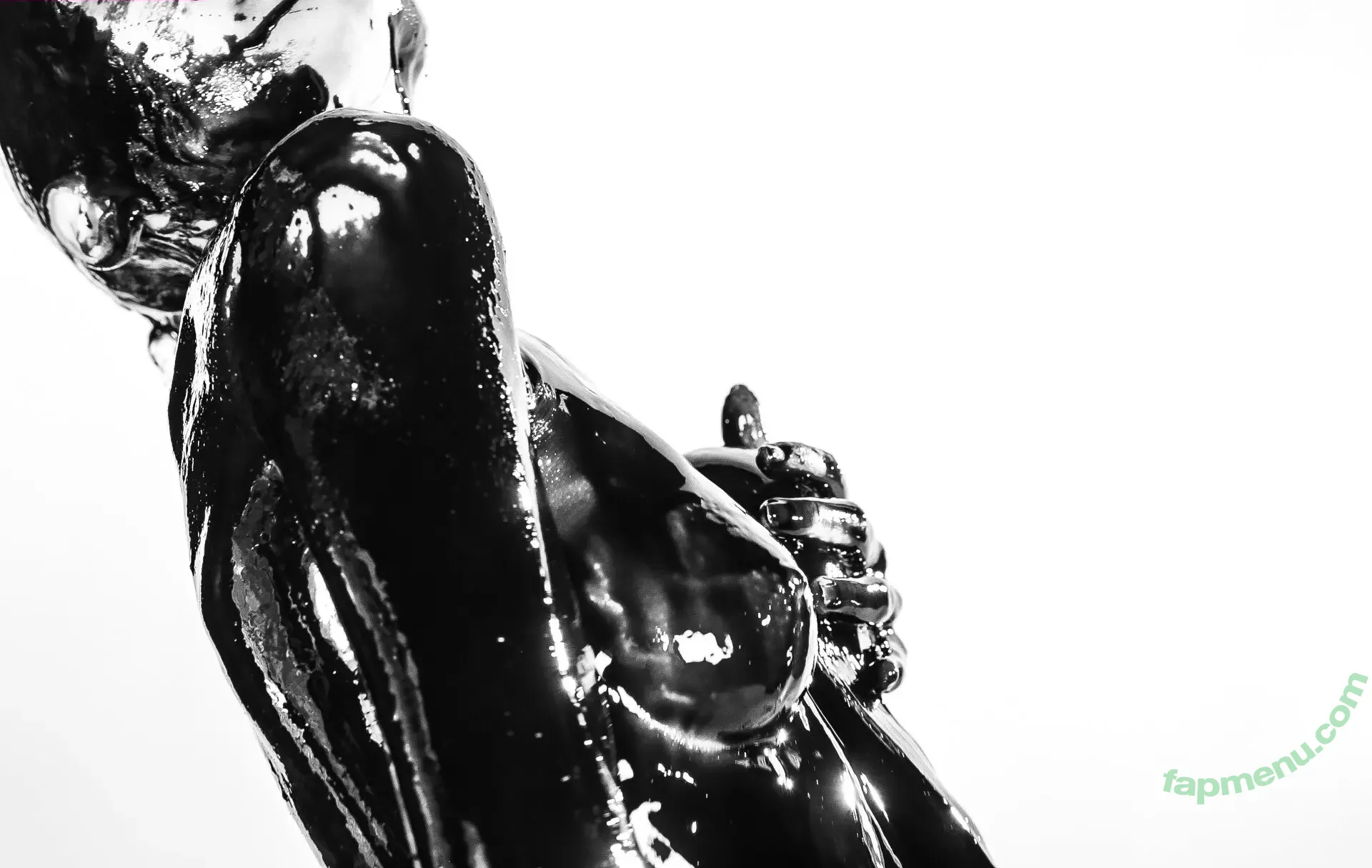 theviktoriamodel nude photo #0005 (VikTory / theviktoriamodel2)