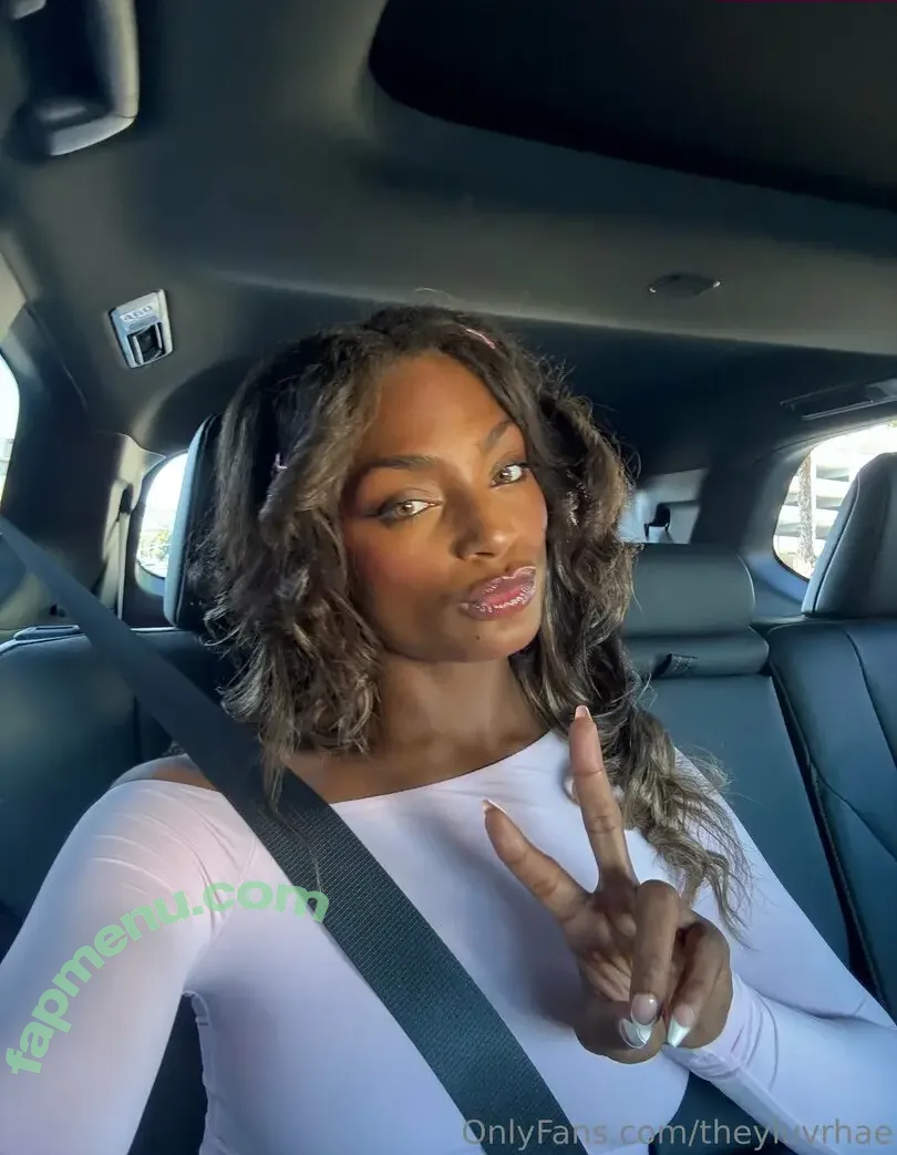 theyluvrhae nude photo #0104 (theyluvrae_)