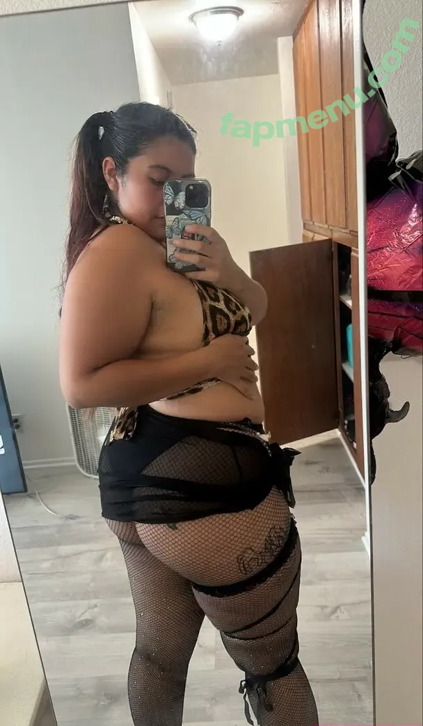 theywantapril nude photo #0007 (txchnoslxt / yourfav_babymomma_ / yourfav_bbymomma)