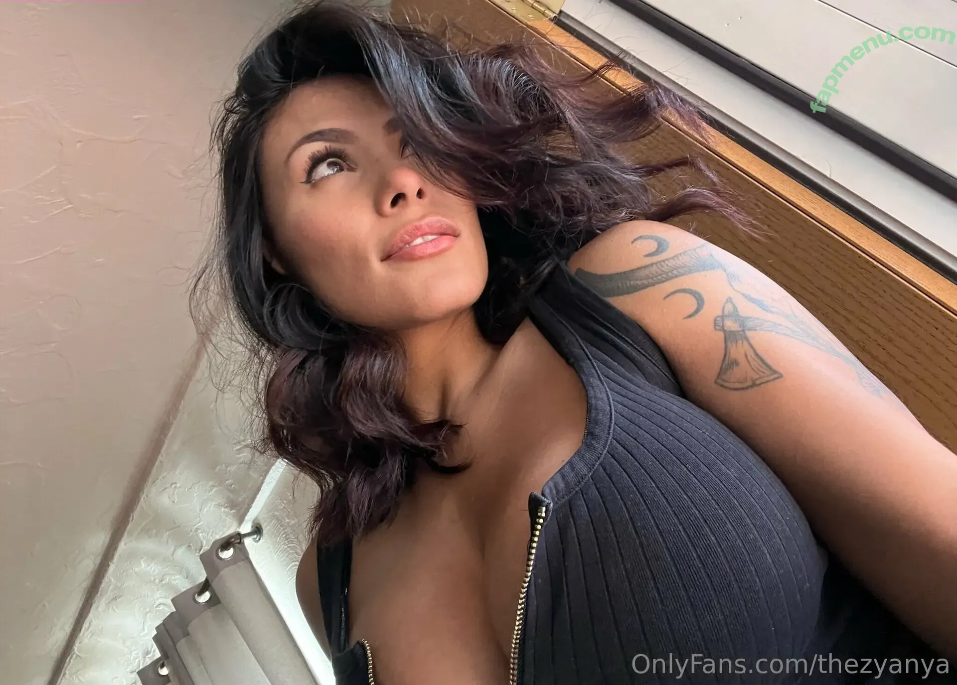 thezyanya nude photo #0084 (thezyanya_2.0)