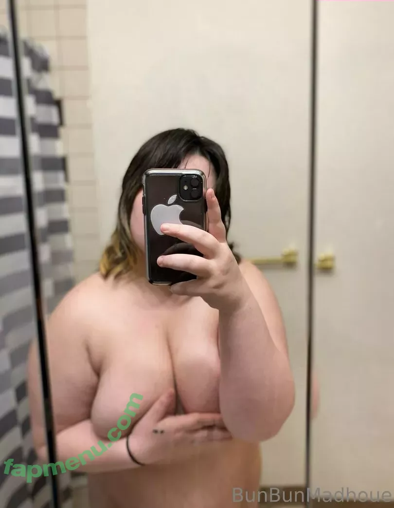 thicc_bnny_girl nude photo #0010 (thiccienaynay_)