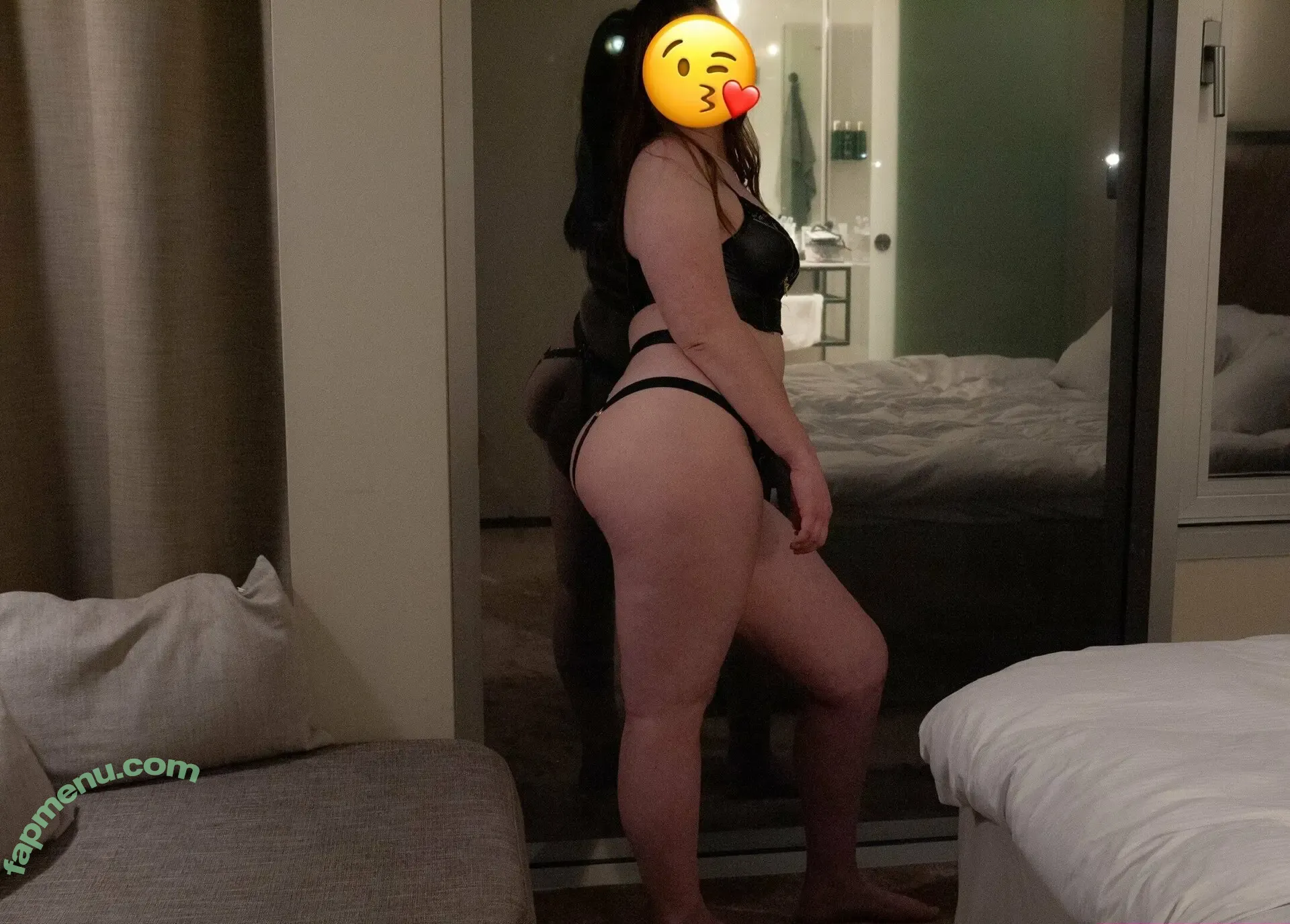 thicc02 nude photo #0003 (thicc_v0.2)