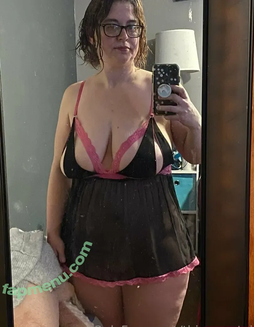 thicccrystal nude photo #0040 (thicccrystal)