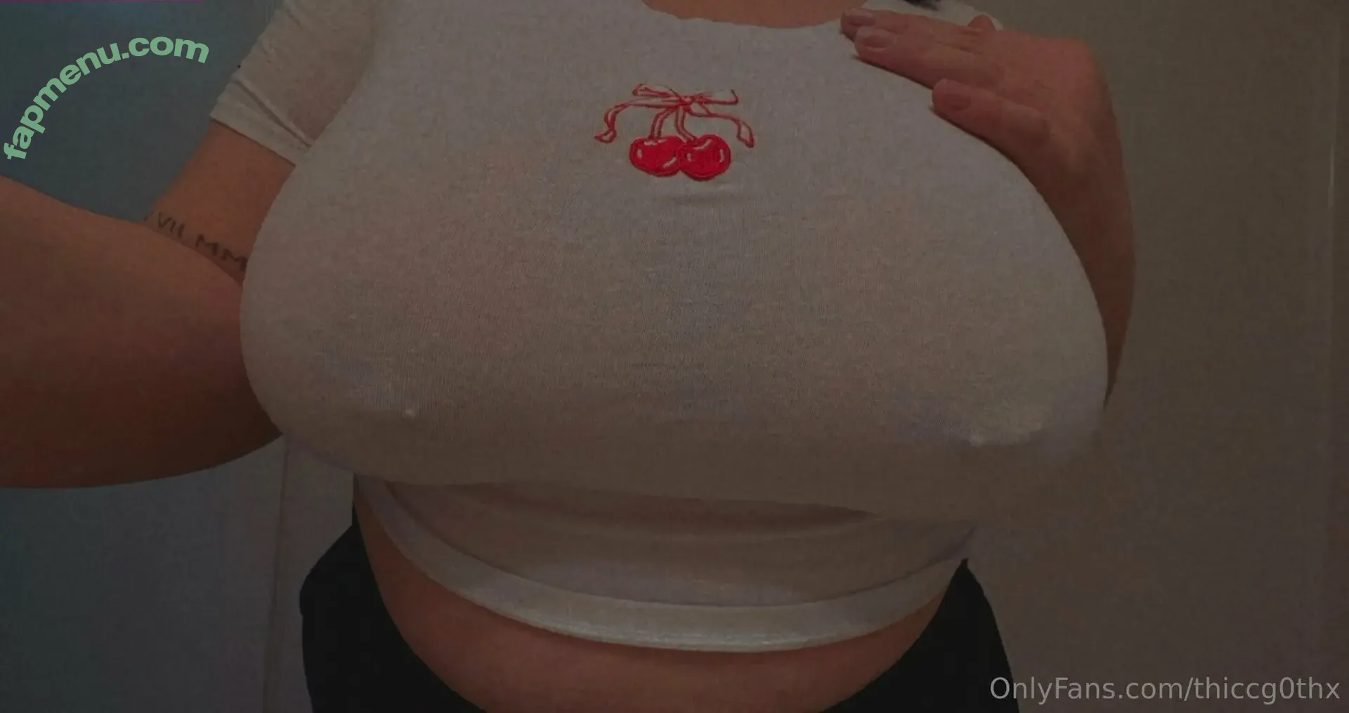 thiccg0thx nude photo #0020 (thiccgothwitch)