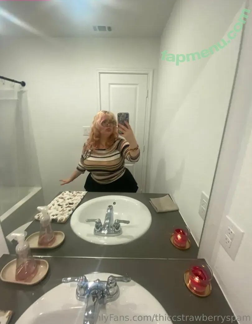 thiccstrawberryspam nude photo #0010 (thiccstrawberryspam)