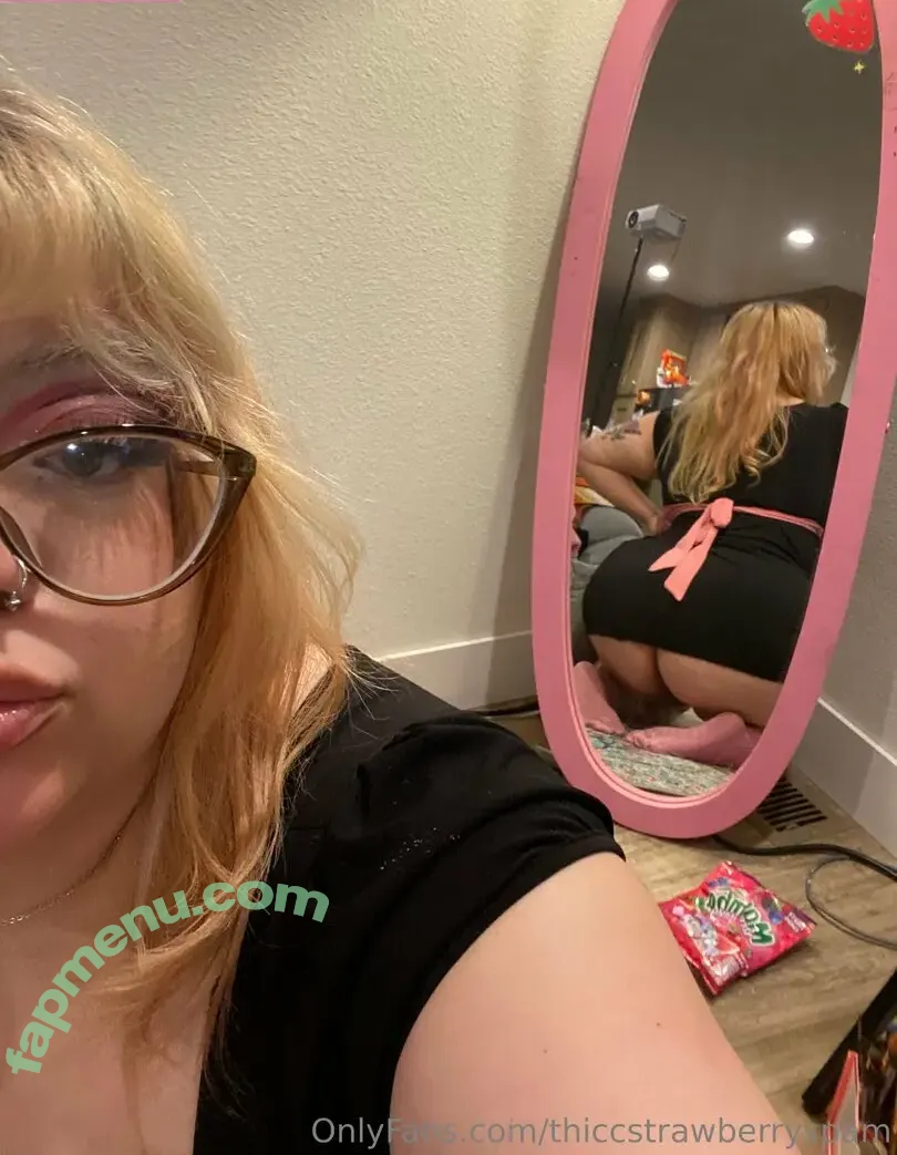 thiccstrawberryspam nude photo #0029 (thiccstrawberryspam)