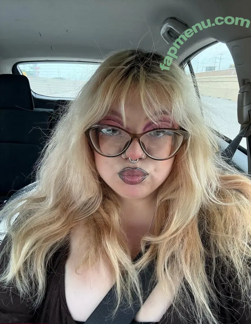 thiccstrawberryspam nude photo #0054 (thiccstrawberryspam)