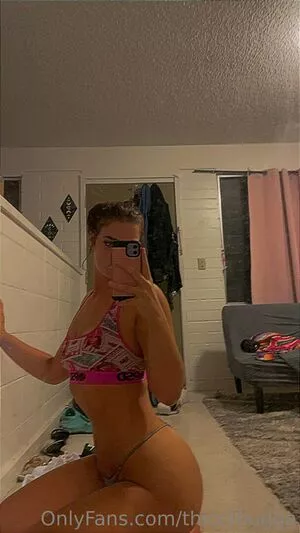 Thiccthugga / Grace Jacobsen / Notacryforhelp / xx.graceee.xx nude photo #0006