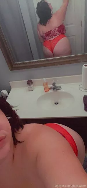 thiccxwitcch / thicccwith3cs nude photo #0045