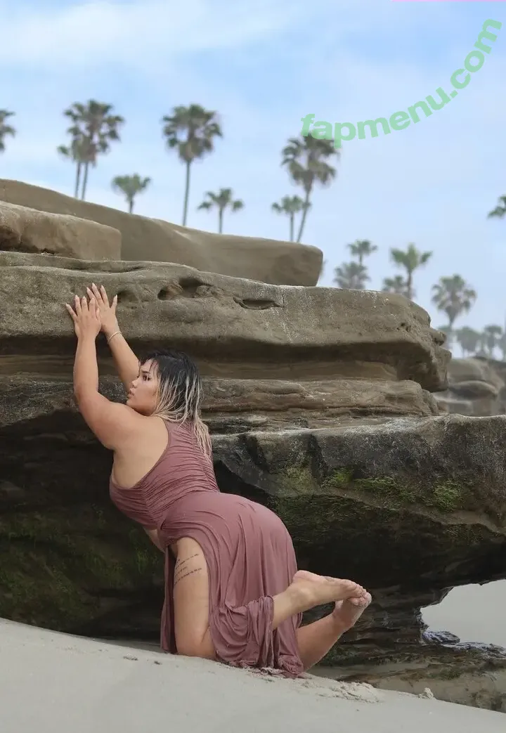 Thick_Abg nude photo #0009 (reel)
