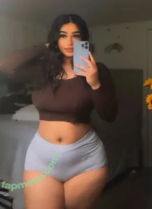 Thick Curvy Baddie / Akeashaaworth / akeashaashworth nude photo #0026