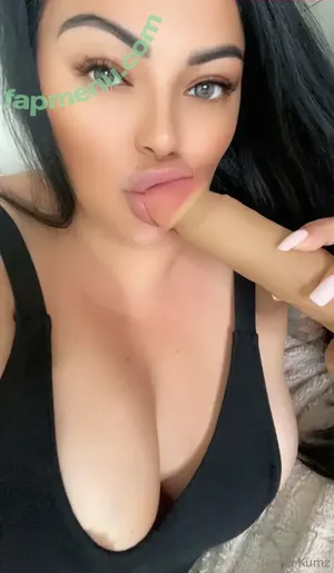 thickbaddie_jenna / thickbaddieee__ nude photo #0325