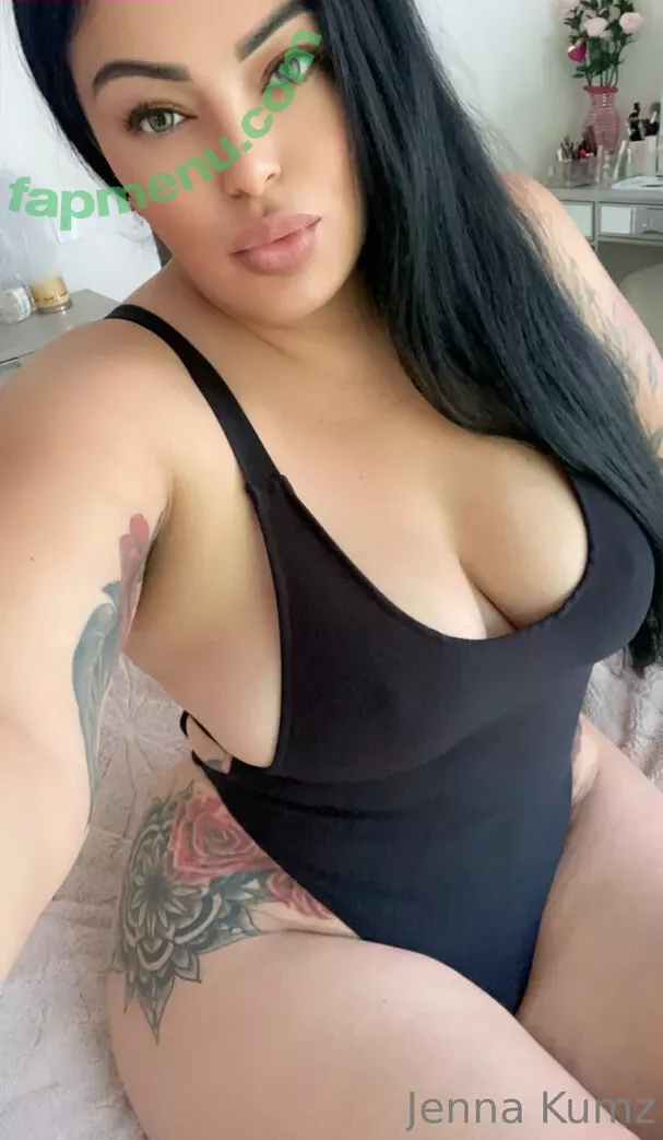 thickbaddie_jenna nude photo #0165 (thickbaddieee__)