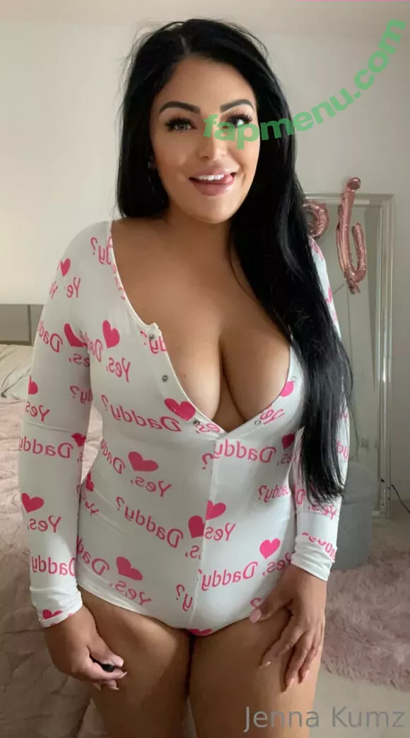 thickbaddie_jenna nude photo #0183 (thickbaddieee__)