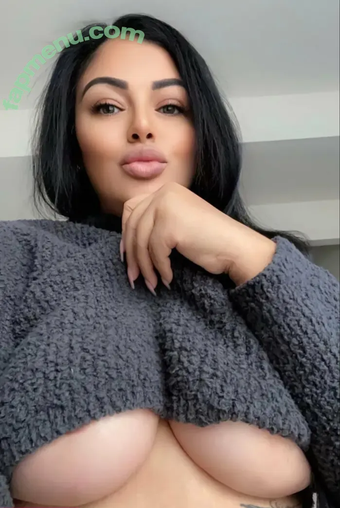 thickbaddie_jenna nude photo #0314 (thickbaddieee__)