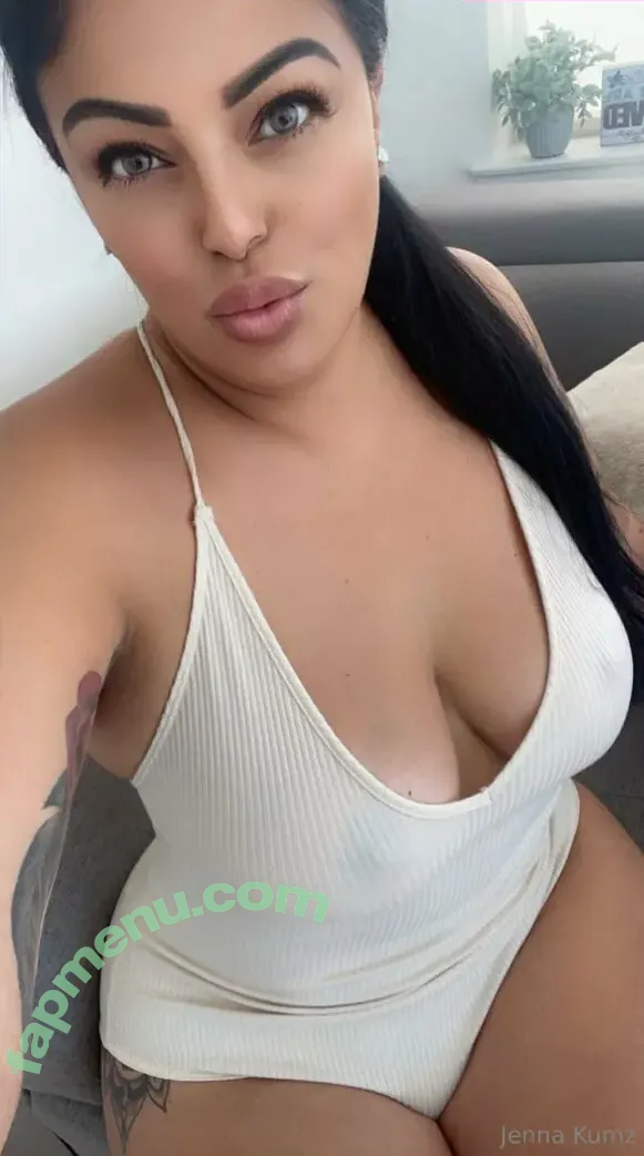 thickbaddie_jenna nude photo #0331 (thickbaddieee__)