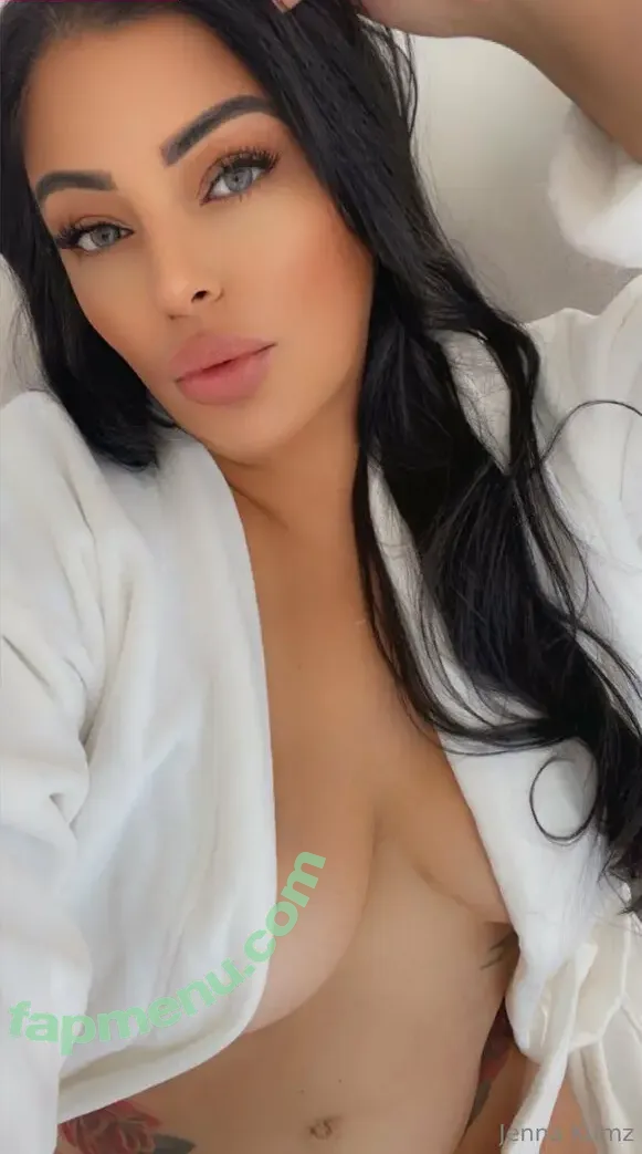 thickbaddie_jenna nude photo #0337 (thickbaddieee__)
