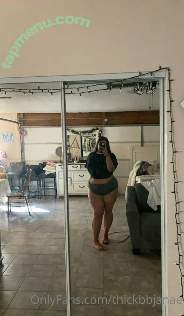 thickbbjanae nude photo #0005 (thickbbjanae)