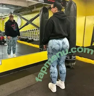 Thickfrenchie nude photo #0028